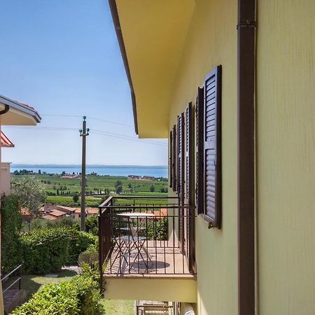 Apartment Prefontana With Pool Бардоліно Екстер'єр фото